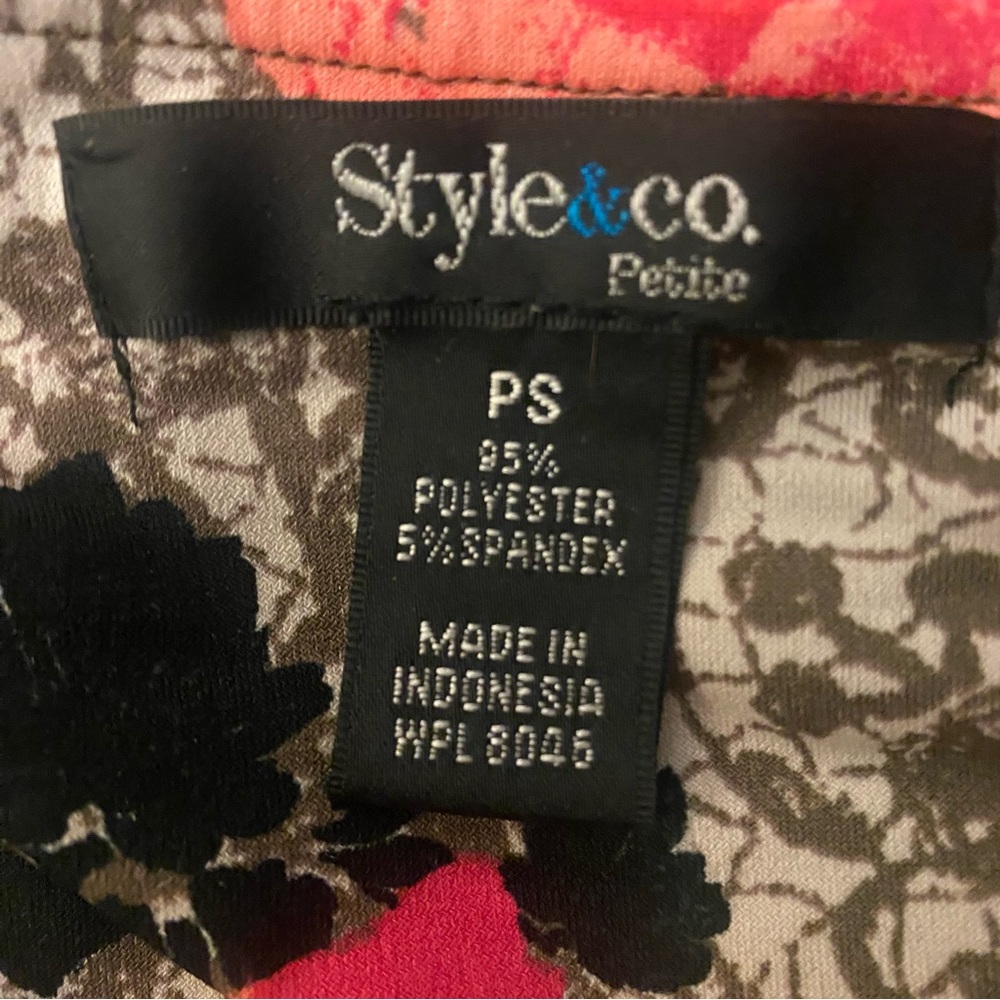Style & Co. Floral Wrap Blouse - Red and Brown GUC SP - Picture 4 of 4